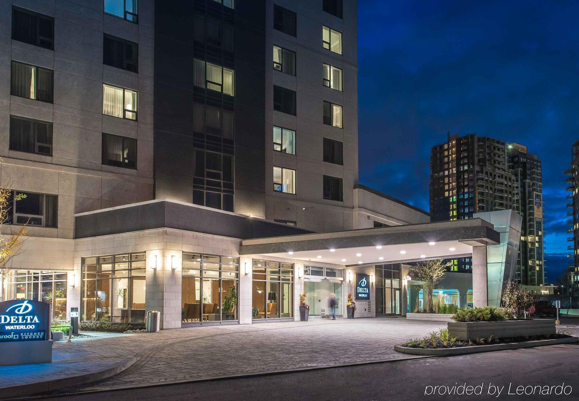 Delta Hotels By Marriott Waterloo Exterior photo